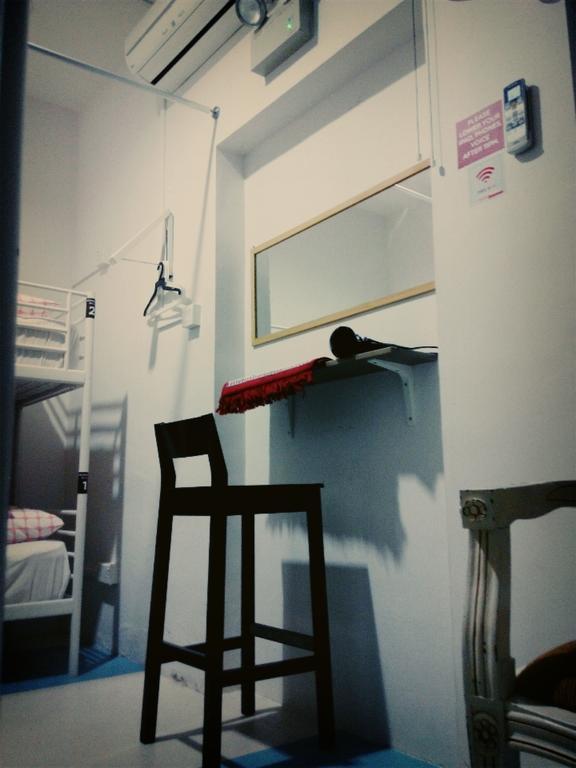 Drop Inn Singapur Habitación foto